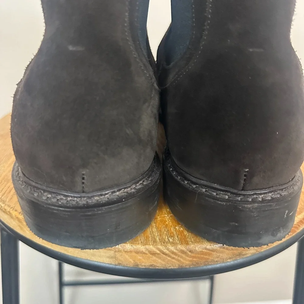 Allen Edmonds Tanner Men 10.5 Chelsea Boot Suede Chocolate Leather Weatherproof